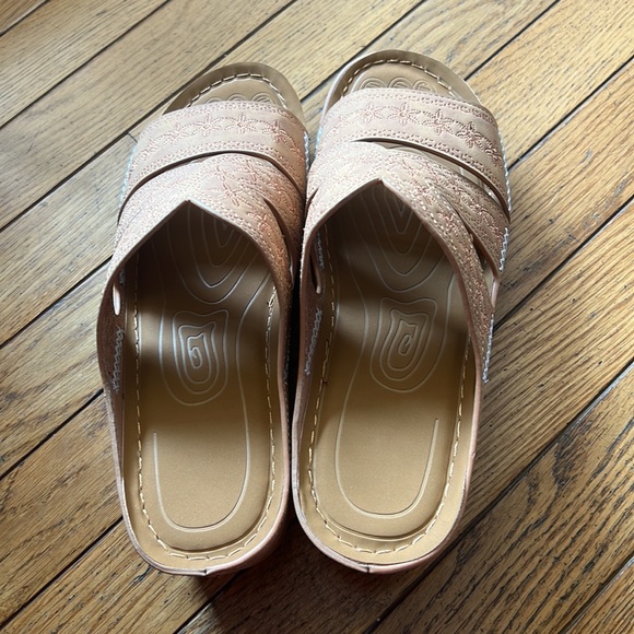 NWOT Size 43  US size 11 Brown Sandals Open Toes with Memory Foam Never Used - Picture 3 of 4